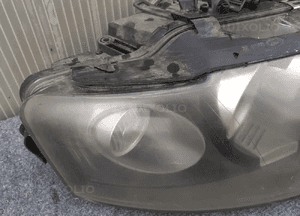 Audi A4 B6 cabrio lampa przód przednia prawa 3