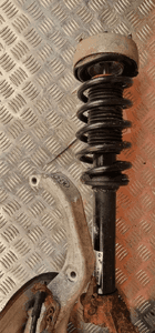 BMW X5 F15 ZWROTNICA AMORTYZATOR WAHACZ PRAWY PRZÓD 6773784 6851747 13