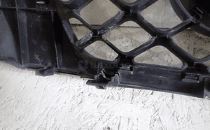 Atrapa grill gril nissan navara 3 iii 2010- 4