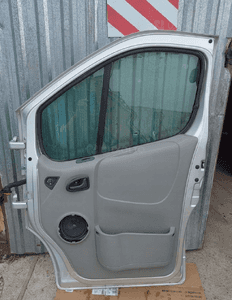 Drzwi prawy przód prawe przednie renault trafic ii opel vivaro a primastar 9