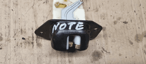 Zamek klapy bagażnika Nissan Note E11 6