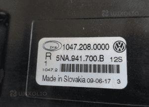 HALOGEN PRZECIWMGIELNY PRAWY VW TIGUAN II 2 5NA 2016- 5