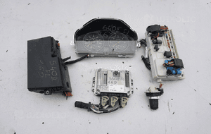 Komputer sterownik silnika 31272996AB volvo S40 ii fl 1.6 d 1