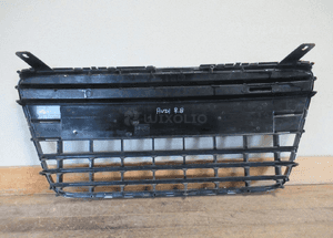 GRILL GRIL ATRAPA AUDI R8 2006-2012 rok 8