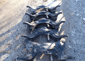 TRAWERSA SANKI KOŁYSKA RAMA POD SILNIK WÓZEK FIAT PANDA II 03-12 2