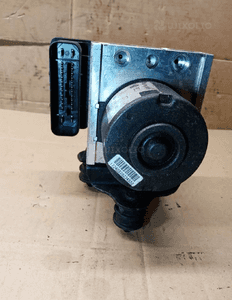 Pompa sterownik ABS Volkswagen Caddy III 2K0907379B 4