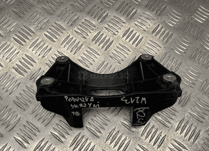 Mercedes W213 łapa poduszka wspornik skrzyni biegów A2052420440 3