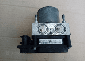 Subaru Legacy IV pompa sterownik ABS 1