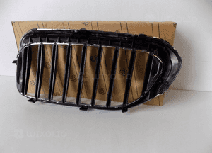 Nerka/Grill Zderzaka BMW 5 G30/G31 Prawa - 3828 4