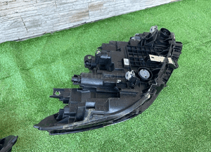 Lampy lampa bmw 1 F40 H7 7214916 7214915 9
