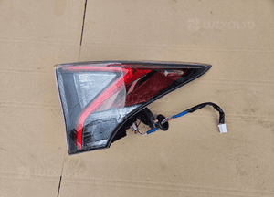 Toyota PRIUS IV lampa tylna prawa 1