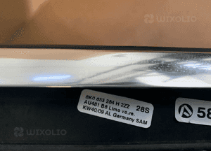 Listwa zgarniająca drzwi chrom prawy przód przednia prawa Audi A4 B8 8K0853284H 4