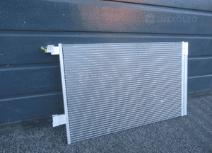 Nowa oryginalna chłodnica klimatyzacji jaguar xe GX73 2014- 2