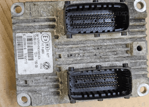Fiat Grande Punto 1.4 8V komputer sterownik silnika 51798651 51857110 3