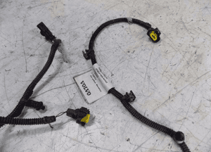 VOLVO XC40 17-22 WIĄZKA HALOGENÓW ZDERZAKA PRZÓD 32276947 3