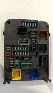 PEUGEOT 508 I moduł sterownik BSI skrzynka bezpieczników 2010-2018 9664992380 1