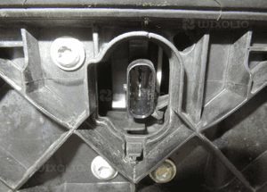 Grill gril atrapa wlot nerki bmw 1 F40 2019- 11
