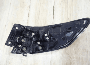 Lampa tył tylna lewa toyota corolla xii E21 kombi 14
