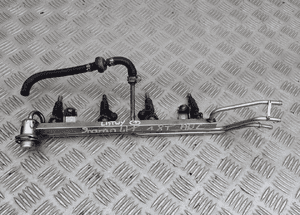 LISTWA WTRYSKI CZUJNIK VW AUDI 1.8 T 06A906031AB 0280160557 RADOM 1