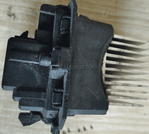 Peugeot 508 rezystor sterownik dmuchawy 1