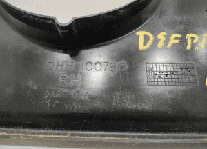 Ramka osłona maskownica lampy prawa land rover defender DHH100780 1999-2014 6
