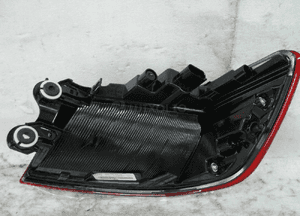 Audi A4 8W sedan lift nowa oryginalna lampa tylna lewa 3
