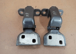 Zawias zawiasy drzwi prawy lewy przód Renault Trafic III Vivaro B 804005400R 1