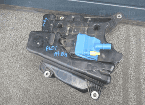 Zbiornik adblue audi A4 B9 8W0131878AM 1