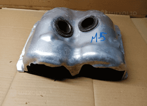 Osłona termiczna turbiny wydechu BMW M5 G30 F90 4.4 V8 7856414 8053526 2