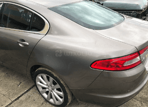 Błotnik tylny lewy ćwiartka LMO Jaguar XF X250 1