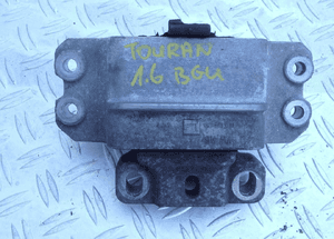 Łapa silnika vw touran 1.6B 1K0199555L radom 1