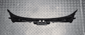 Bmw F20 F21 F22 osłona wlotu powietrza podszybia 7240679 8