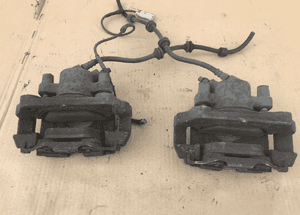 Zacisk prawy przód Bmw 3 E90 E91 04-12r 3
