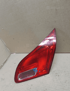OPEL ASTRA J HB Lampa tył prawa w klapę 2