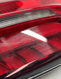 Lampa prawy tyl audi e-tron gt 4J3945092 org fv 7