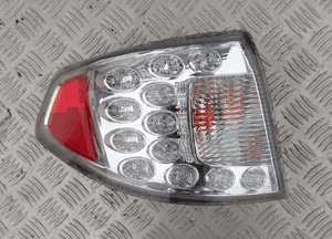 Lampa lewy tył subaru forester radom 1