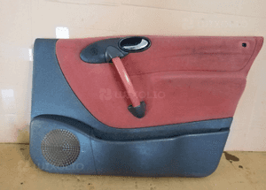 Boczek tapicerka prawy przód Mercedes A168 A1687202070 1