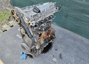 Silnik Słupek Motor 1.8 T Turbo AVJ BFB 150KM Audi A4 B6 B7 4