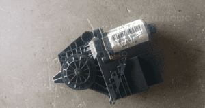 SILNICZEK SZYBY PRAWY TYL VW PASSAT B5 3B9839752CB