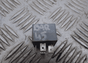 VOLKSWAGEN PASSAT B6 PRZEKAŹNIK 141951253B RADOM 1