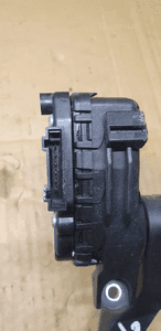 Pedał gazu potencjometr Audi A4 B6 1.6 8EI721523A 8E1721523A 4