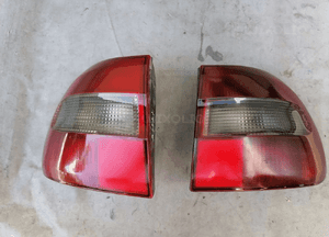 Lampa lewa prawa tył Volvo V40 95-04r 1