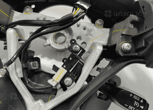 Kierownica multifunkcyjna tempomat corolla verso ii GS120-01450 2004-2007 15