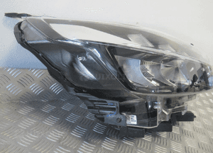 Lampa przednia przód prawa suzuki SX4 s-cross ii full led 2022 4