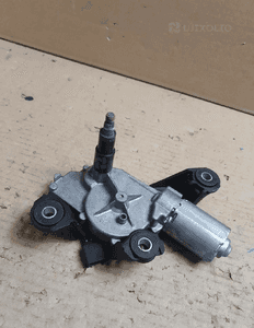 Nissan Qashqai J10 Lift Silniczek wycieraczek 0390201820 1