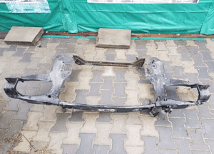 Mercedes ml W164 pas przedni wzmocnienie 6