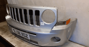 Zderzak przód przedni jeep patriot halogeny srebny 3