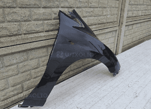 Mazda 5 v 10-18 błotnik przedni prawy 3