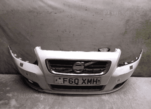 Zderzak przód przedni volvo V50 lift fl biały 614-46 halogeny 1