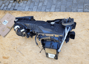 Mercedes ml W166 nagrzewnica kompletna A1668303260 3